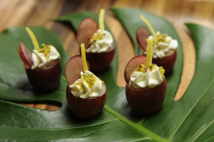 pistachioGoatCheeseGrapes.jpg