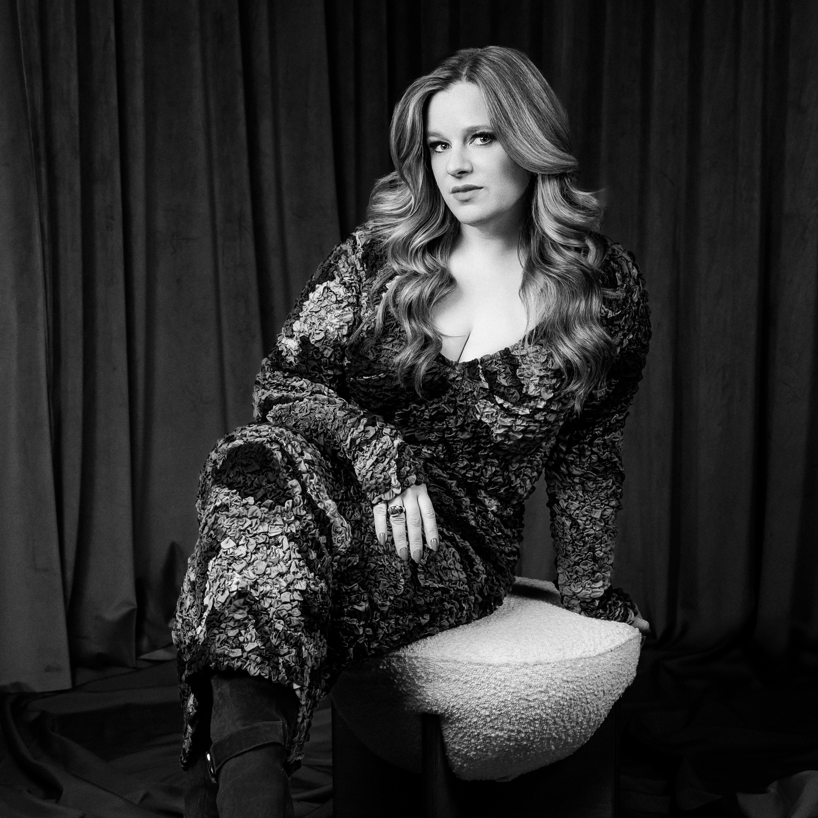 AmyAnaiz_Mobile_Portrait_Studio__Portrait_in_Residence_New_York_013 copy.jpg